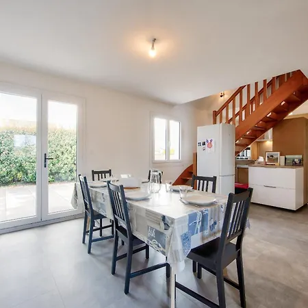 Maison Pour 6 Avec Terrasse Et Jardin Vakantiehuis